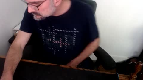 Snapshot of lreed090 chatting on 05.09.26 lreed090 online show from 05.09.26