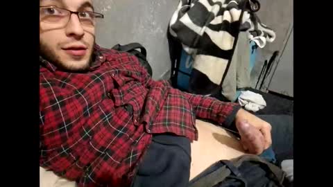 Snapshot of lshot_d chatting on 10.19.25 Lshot D online show from 10.19.25