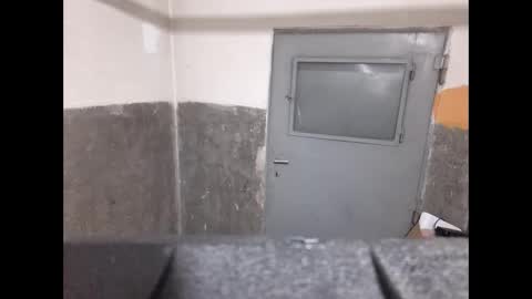 Snapshot of lshot_d chatting on 10.21.25 Lshot D online show from 10.21.25