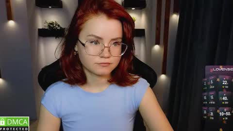 Snapshot of lu_muon chatting on 09.28.25 lu_muon online show from 09.28.25