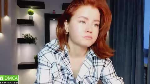 Snapshot of lu_muon chatting on 09.30.25 lu_muon online show from 09.30.25