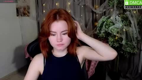 Snapshot of lu_muon chatting on 10.26.25 lu_muon online show from 10.26.25