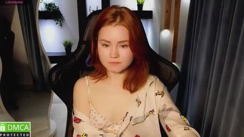 Snapshot of lu_muon chatting on 11.12.25 lu_muon online show from 11.12.25