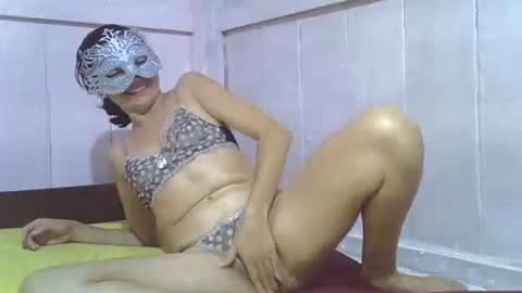 Luana online show from 11.05.25