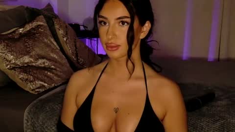 Snapshot of luanaxdess chatting on 06.23.26 Luana Dess online show from 06.23.26