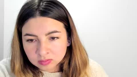 Snapshot of luara__01__lecat_1 chatting on 10.11.25 luara__01__lecat_1 online show from 10.11.25