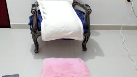 luara__01__lecat_1 online show from 02.15.26