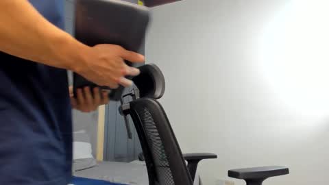 luca_morettii online show from 01.12.26