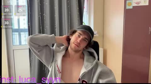 Snapshot of luca_syn chatting on 10.11.25 Luca S online show from 10.11.25