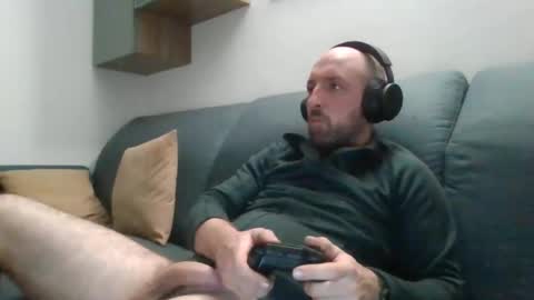 Luca online show from 11.04.25