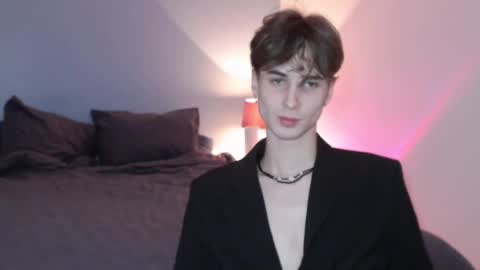 lucacharm online show from 01.16.25