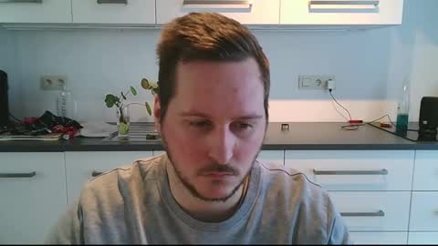 Snapshot of lucas1996_ chatting on 02.18.25 Lucas online show from 02.18.25