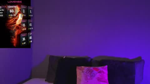 Snapshot of lucas_eevans07 chatting on 02.11.25 online show from 02.11.25