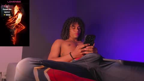 Snapshot of lucas_eevans07 chatting on 02.28.25 online show from 02.28.25