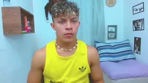 Lucas Luxx online show from 10.14.25