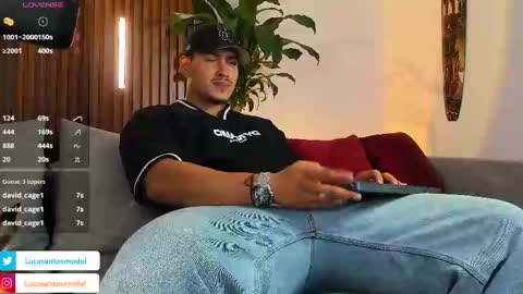 LUCA SANTOS online show from 03.08.26