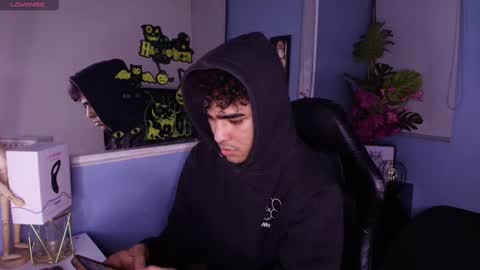 Snapshot of lucascarterr chatting on 10.01.25 lucascarterr online show from 10.01.25