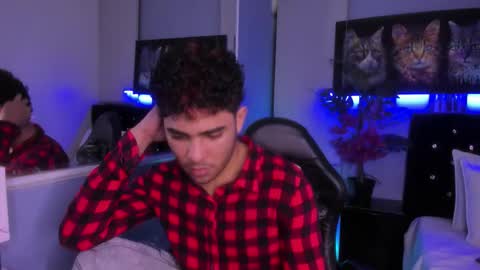 Snapshot of lucascarterr chatting on 11.13.25 lucascarterr online show from 11.13.25