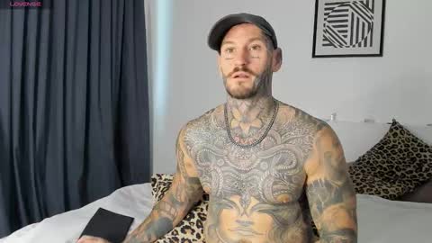 lucasexclusive online show from 11.23.25