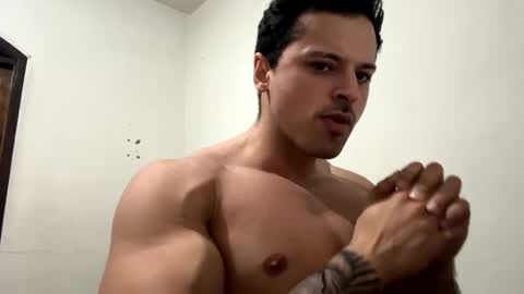 Snapshot of lucasfit24 chatting on 01.17.25 lucasfit24 online show from 01.17.25