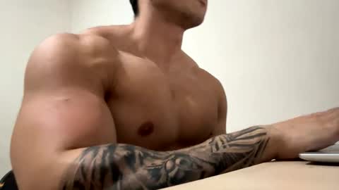 Snapshot of lucasfit24 chatting on 01.31.25 lucasfit24 online show from 01.31.25