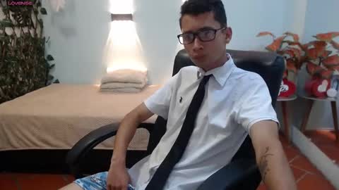 LucassSmith11 online show from 12.03.25