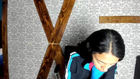 MIA HOT online show from 01.06.25