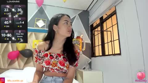 Snapshot of lucasymia_69 chatting on 10.04.25 MIA HOT online show from 10.04.25