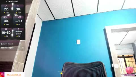 Snapshot of lucasymia_69 chatting on 10.12.25 MIA HOT online show from 10.12.25