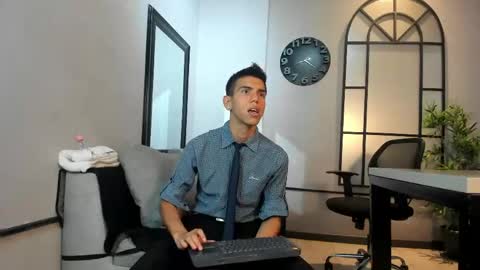 Snapshot of lucca_moreti chatting on 05.05.26 Lucca Moreti online show from 05.05.26