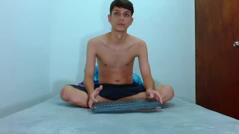 Snapshot of luchocole chatting on 07.21.26 LUCHO HOT online show from 07.21.26