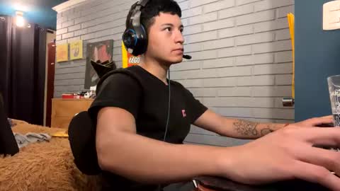 Felipe online show from 01.08.25