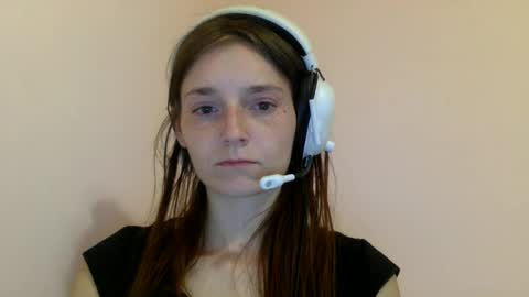 Snapshot of luci_layne chatting on 06.17.26 Luci Layne online show from 06.17.26
