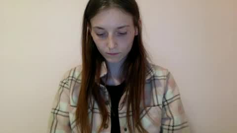 Snapshot of luci_layne chatting on 06.20.26 Luci Layne online show from 06.20.26