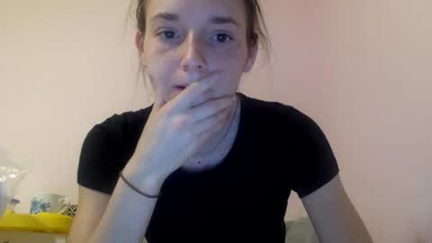 Snapshot of luci_layne chatting on 07.28.26 Luci Layne online show from 07.28.26