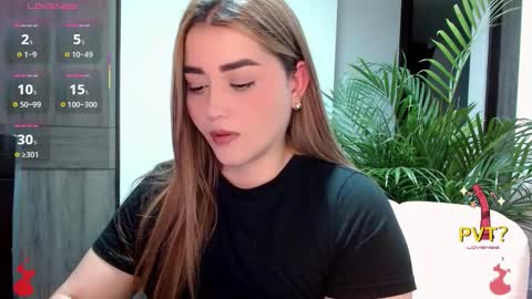 lucia star  online show from 10.21.25