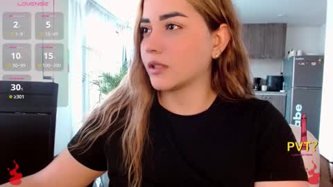 lucia star  online show from 11.15.25