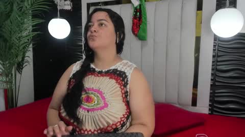 Lucia Vonne online show from 01.06.25