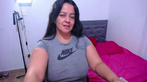 Snapshot of lucia_vonne chatting on 06.24.26 Lucia Vonne online show from 06.24.26