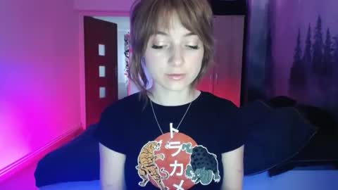 Snapshot of luciacam20 chatting on 12.04.24 Lucy online show from 12.04.24