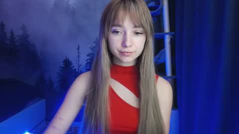 Snapshot of luciacam20 chatting on 12.13.24 Lucy online show from 12.13.24