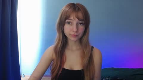 Snapshot of luciacam20 chatting on 01.14.25 Lucy online show from 01.14.25