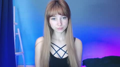 Snapshot of luciacam20 chatting on 01.16.25 Lucy online show from 01.16.25