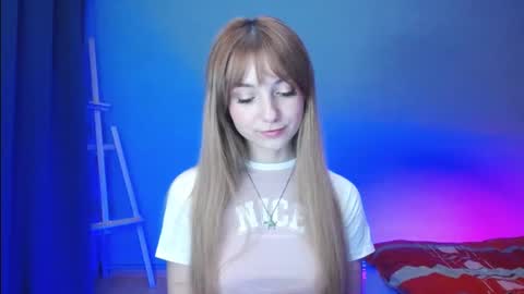 Snapshot of luciacam20 chatting on 01.20.25 Lucy online show from 01.20.25