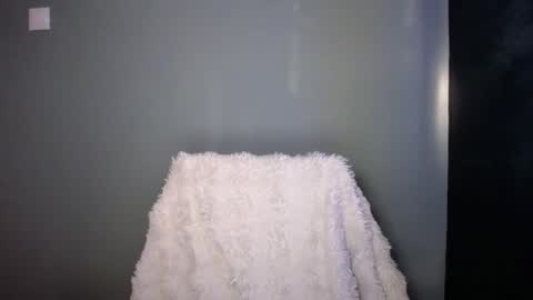 Snapshot of luciacam20 chatting on 11.07.25 Lucy online show from 11.07.25