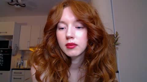 Lucia online show from 02.08.25