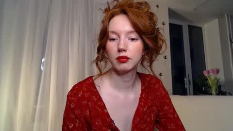 Lucia online show from 03.08.25