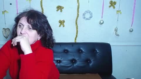 LuciaMi online show from 12.27.24