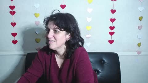 LuciaMi online show from 01.29.25