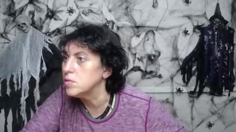 Snapshot of luciami chatting on 10.19.25 LuciaMi online show from 10.19.25